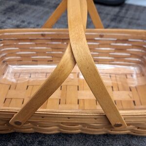 Longerberger Basket. Elegant Tan Woven Basket